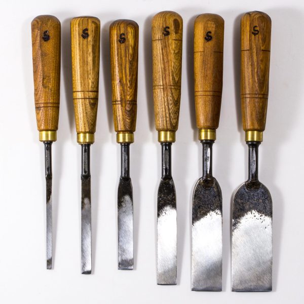 Straight chisel
